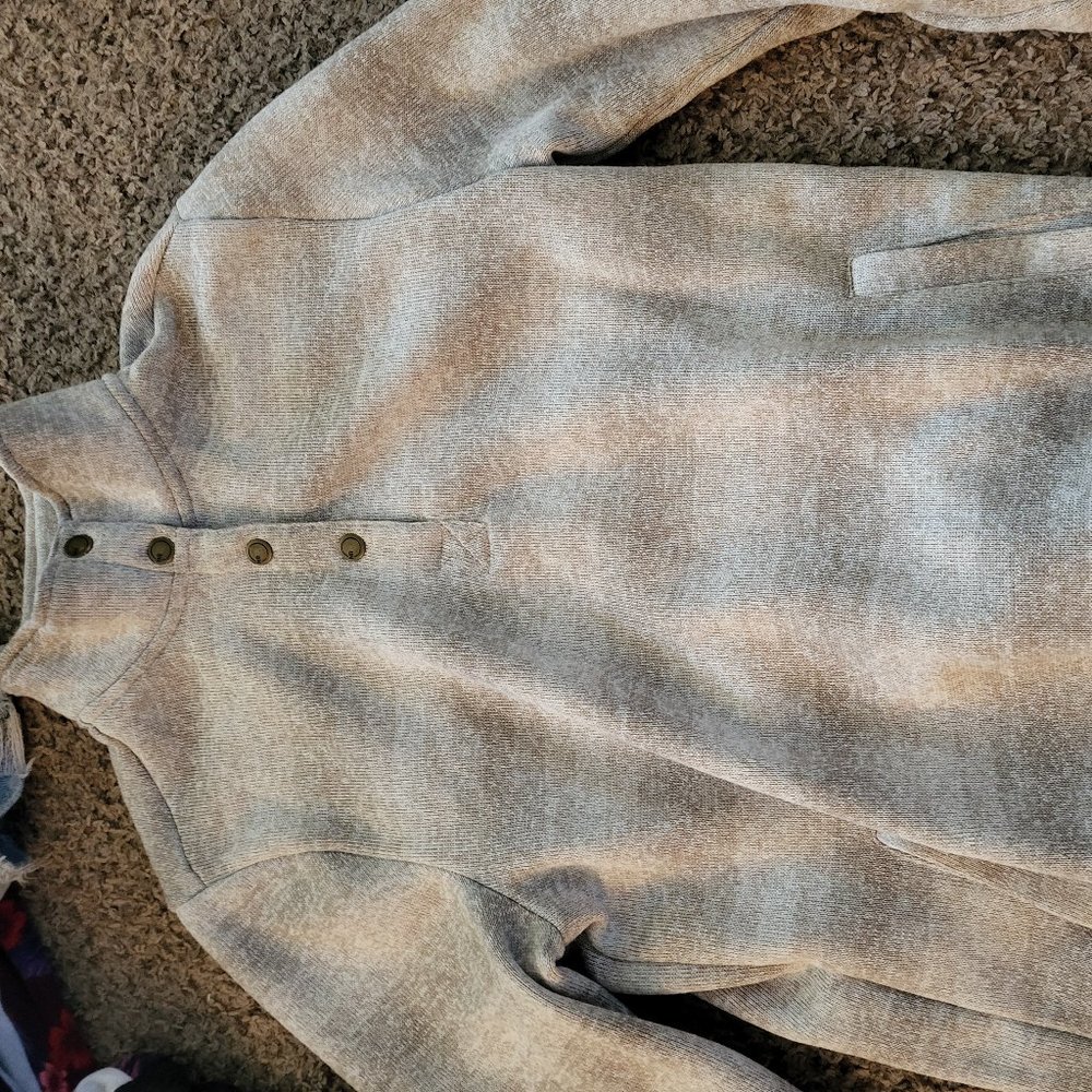 Natural reflection sweater